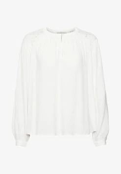 Edc By Esprit MIT SPITZENDETAIL - Bluse - Off White 12 Edc By Esprit MIT SPITZENDETAIL - Bluse - Off White -Edc By Esprit 0cd970d8054b408281bd09d226d06014