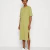 Edc By Esprit Dress - Jerseykleid - Pistachio Green