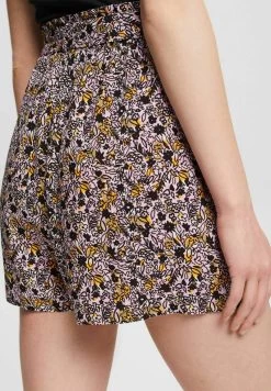 Edc By Esprit PAPERBAG - Shorts - Olive -Edc By Esprit 5d9df665842348b19b5f32b6fcf5f70d