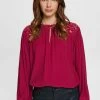 Edc By Esprit MIT SPITZENDETAIL - Bluse - Cherry Red -Edc By Esprit 646841f9e2014862aeda52cdd0c83935