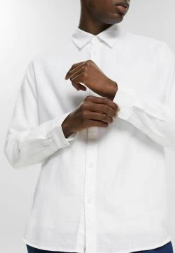 Edc By Esprit DOBBY - Hemd - White -Edc By Esprit 737445d2959246c081a96b1eeff45713