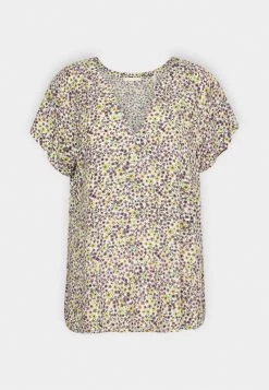 Edc By Esprit BLOUSE - T-Shirt Print - Off White -Edc By Esprit 7e37491b8fe44bc798253a52673b75e2