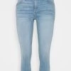 Edc By Esprit CAPRI - Jeans Shorts - Blue Light Wash