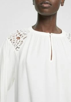 Edc By Esprit MIT SPITZENDETAIL - Bluse - Off White 11 Edc By Esprit MIT SPITZENDETAIL - Bluse - Off White -Edc By Esprit 9dd4013b5532468f93eba72b6d791b1e