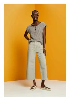 Edc By Esprit T-Shirt Print - Khaki Green 13 Edc By Esprit T-Shirt Print - Khaki Green -Edc By Esprit c7ab96e2bd984ec8875144ef0df969da