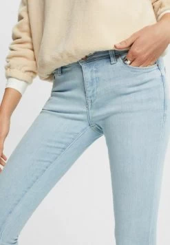 Edc By Esprit Jeans Skinny Fit - Blue Light Washed -Edc By Esprit cdff14a997d04643830af4e7f3203f93
