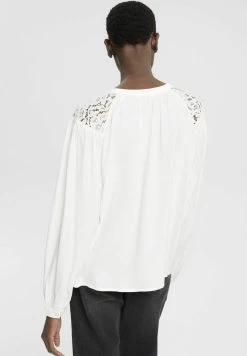 Edc By Esprit MIT SPITZENDETAIL - Bluse - Off White 10 Edc By Esprit MIT SPITZENDETAIL - Bluse - Off White -Edc By Esprit d0a87010e0ad421791faf742fa3a4ae1