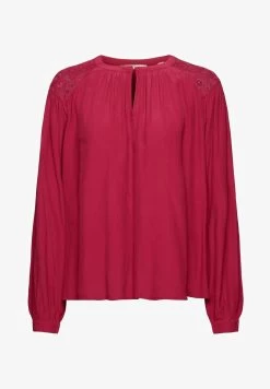 Edc By Esprit MIT SPITZENDETAIL - Bluse - Cherry Red -Edc By Esprit f73d8986fe08497484a2479e388ad2bd